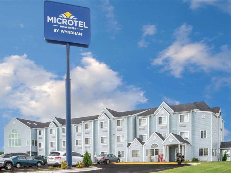 Microtel Inn & Suites Lincoln Exterior photo